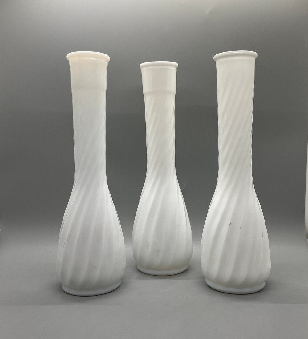 A Trio (3) Vintage White Milk Glass Swirl Pattern Bud Vases Hoosier 4095